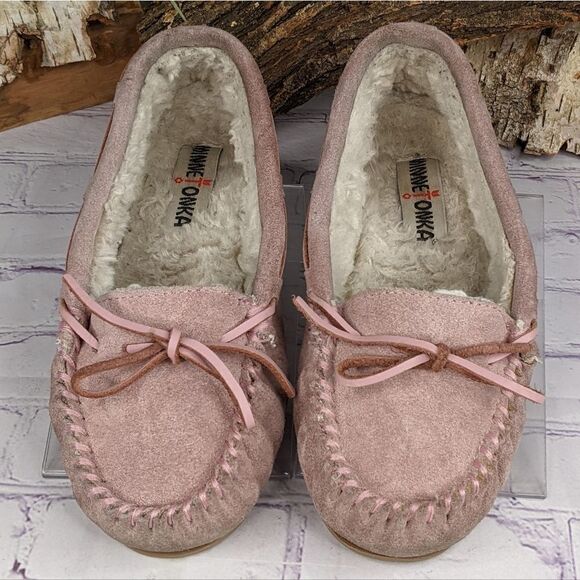 Minnetonka Rose Pink Suede Faux Fur Slipper - Picture 2 of 9